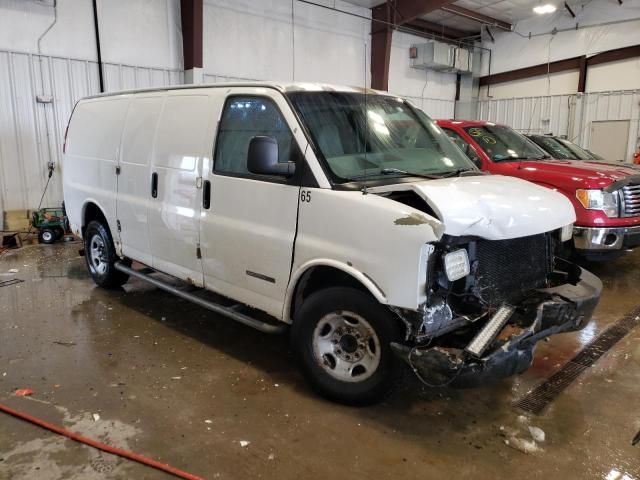 2004 GMC Savana G2500