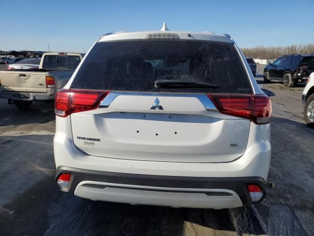 2020 Mitsubishi Outlander SE