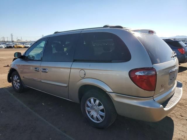 2004 Chrysler Town & Country Touring