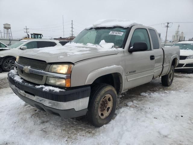 2004 Chevrolet Silverado C2500 Heavy Duty