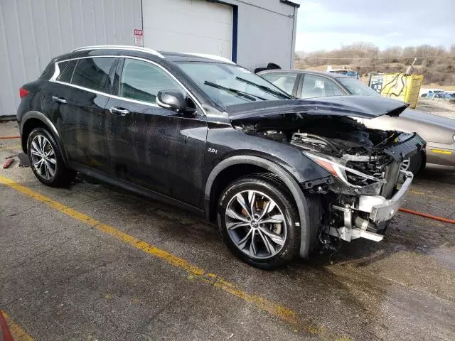 2017 Infiniti QX30 Base