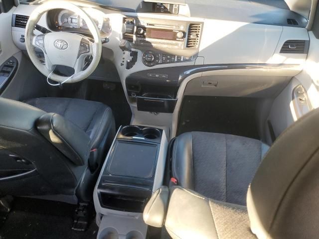 2013 Toyota Sienna Sport