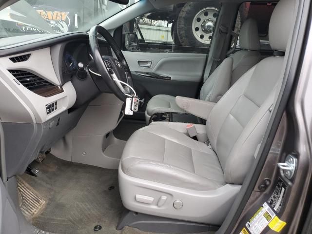 2015 Toyota Sienna XLE