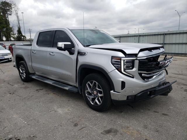 2022 GMC Sierra K1500 SLT