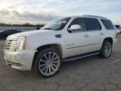 Carros salvage sin ofertas aún a la venta en subasta: 2012 Cadillac Escalade Luxury