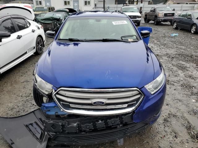 2013 Ford Taurus SE