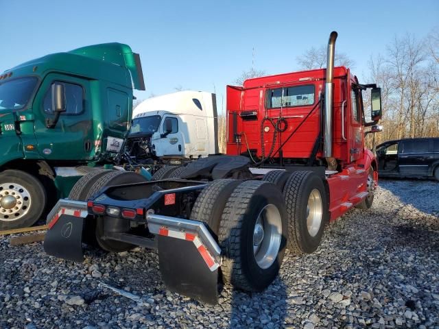 2018 Volvo VN VNL