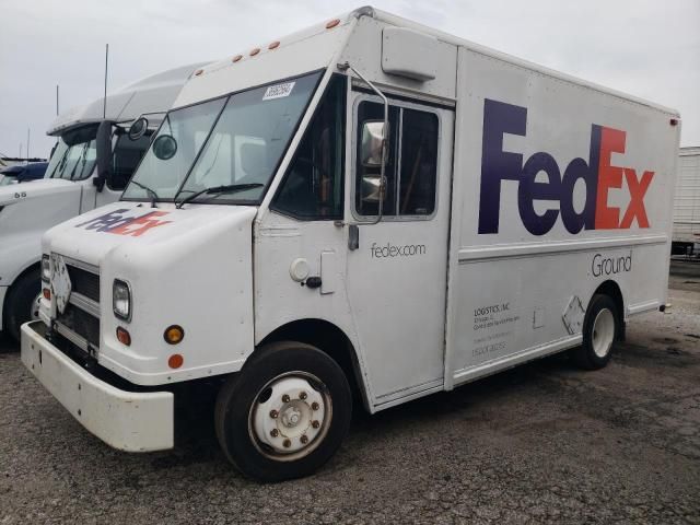 2005 Freightliner Chassis M Line WALK-IN Van