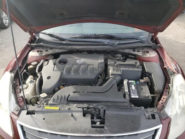 2010 Nissan Altima Base