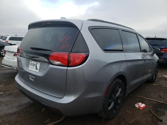 2020 Chrysler Pacifica Touring L Plus