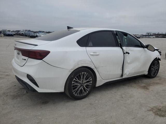 2022 KIA Forte GT Line