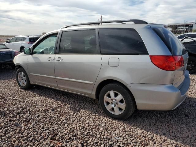 2009 Toyota Sienna CE