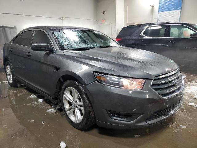 2018 Ford Taurus SEL