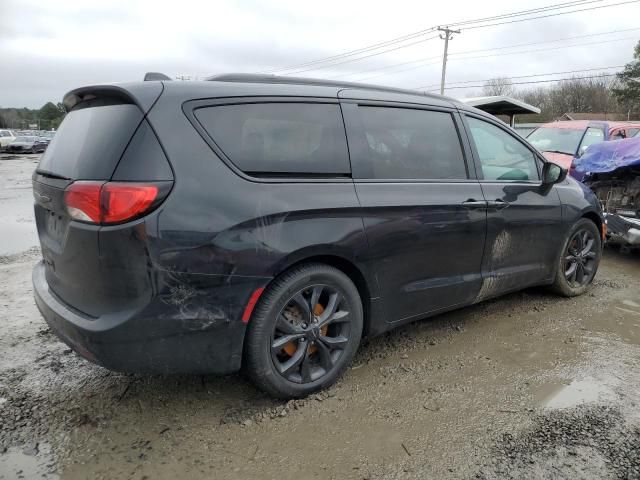 2020 Chrysler Pacifica Touring L Plus