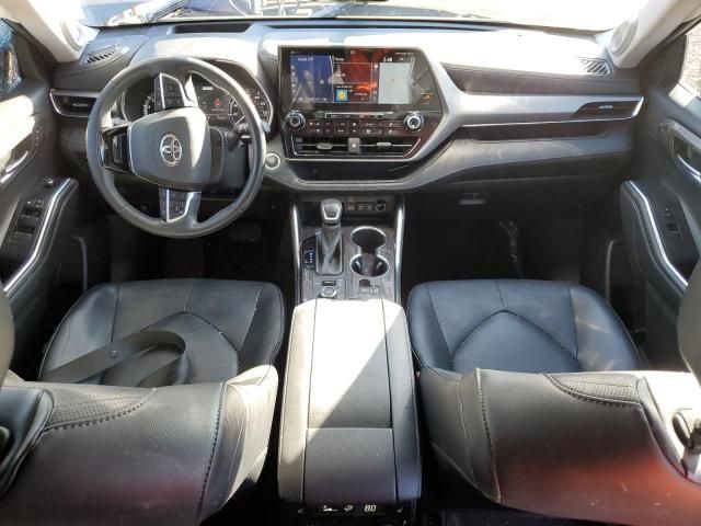 2021 Toyota Highlander Platinum