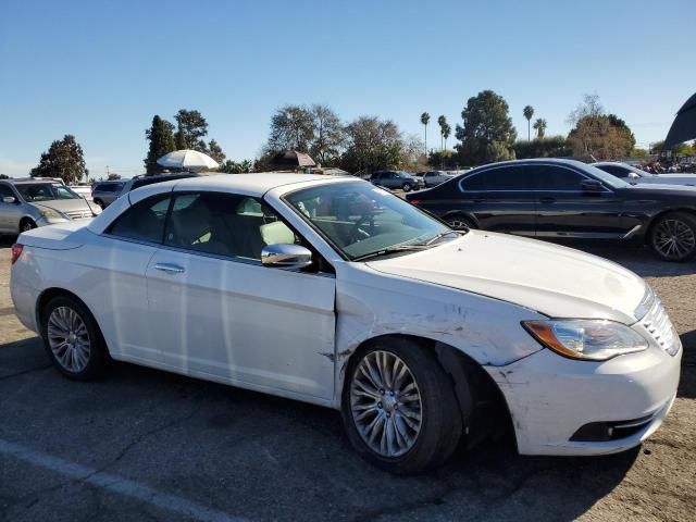 2013 Chrysler 200 Limited