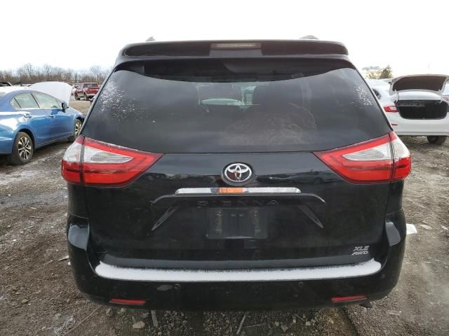 2015 Toyota Sienna XLE