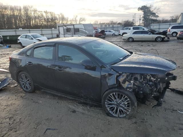 2023 KIA Forte GT Line