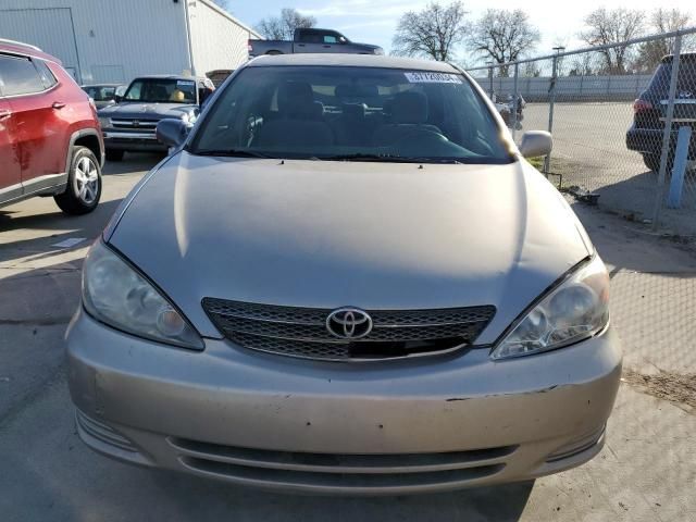 2005 Toyota Camry LE