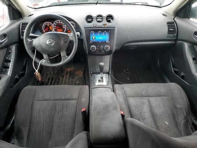 2010 Nissan Altima Base