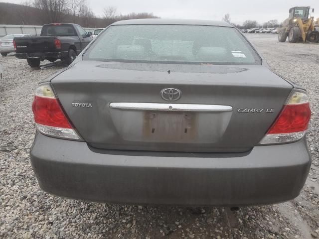 2005 Toyota Camry LE