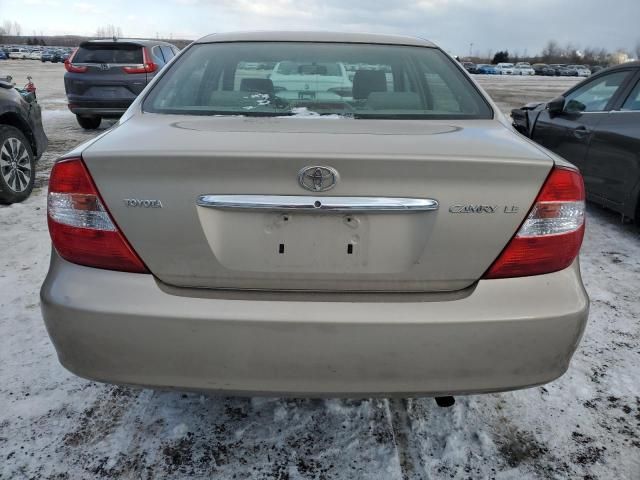 2004 Toyota Camry LE