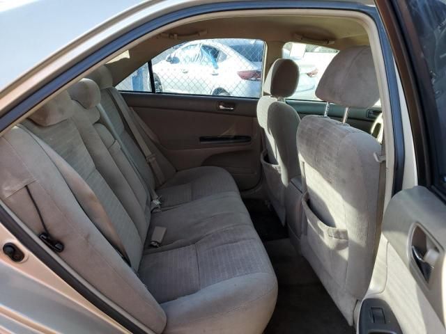 2005 Toyota Camry LE