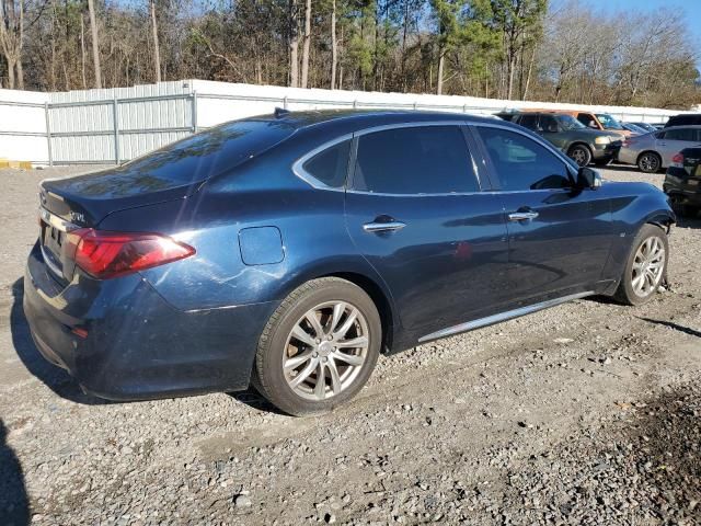 2015 Infiniti Q70 3.7