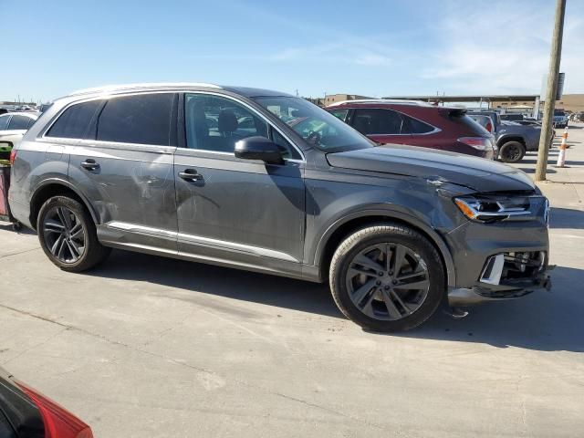 2020 Audi Q7 Premium