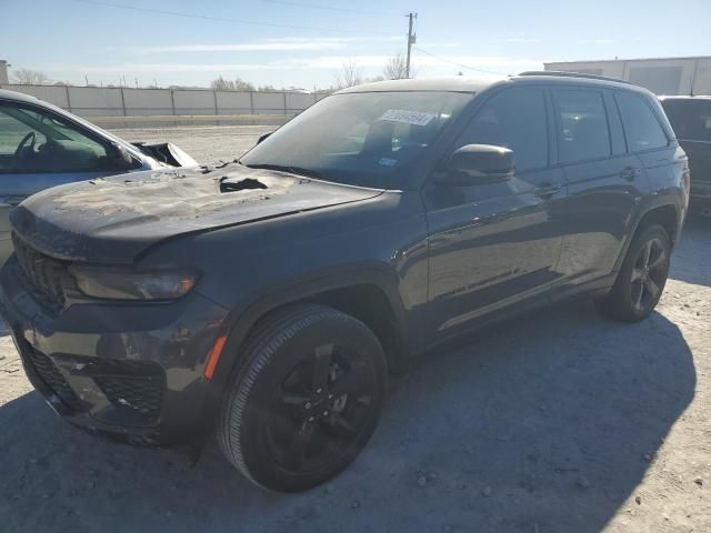 2023 Jeep Grand Cherokee Laredo