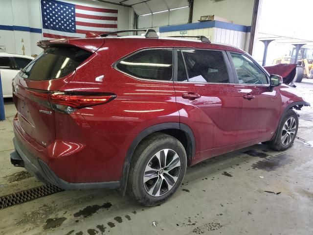 2023 Toyota Highlander Hybrid XLE