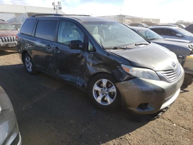 2012 Toyota Sienna LE