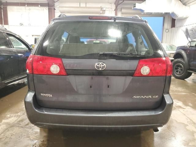 2006 Toyota Sienna CE