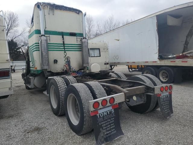 1999 Freightliner Conventional FLC120