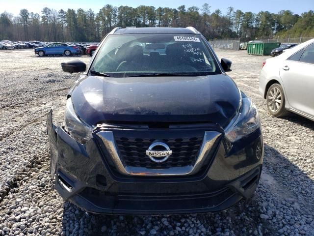 2019 Nissan Kicks S