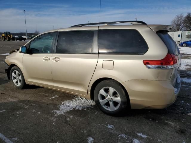 2011 Toyota Sienna LE