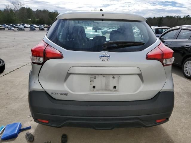 2019 Nissan Kicks S