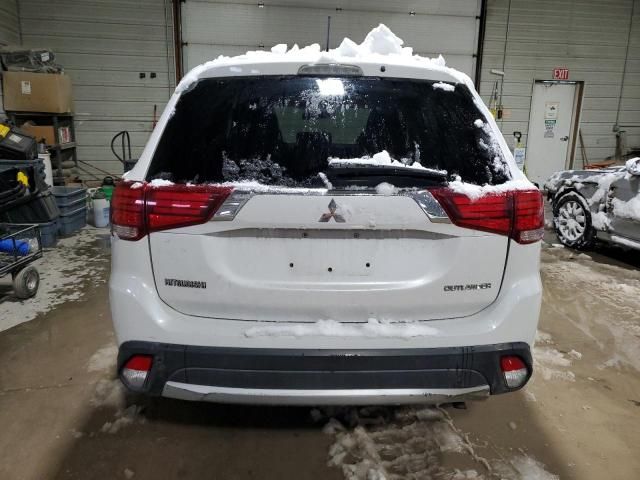 2016 Mitsubishi Outlander SE