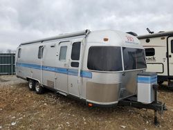 Camiones salvage sin ofertas aún a la venta en subasta: 1998 Airstream Excella