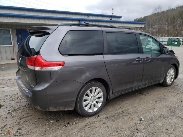 2011 Toyota Sienna XLE