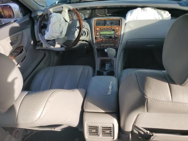 2004 Toyota Avalon XL