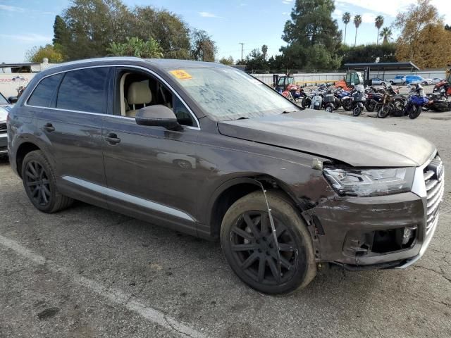 2017 Audi Q7 Premium Plus