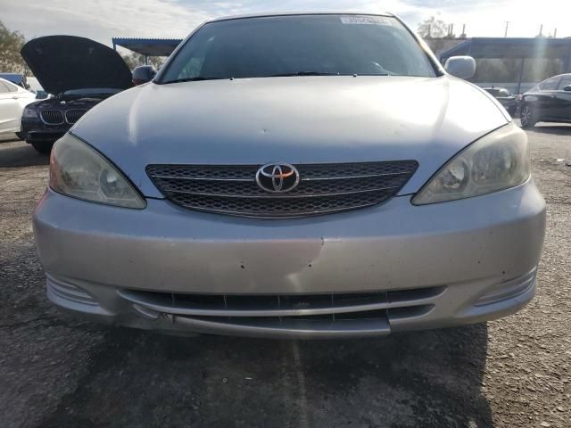 2004 Toyota Camry LE