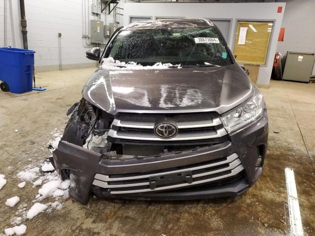 2018 Toyota Highlander SE