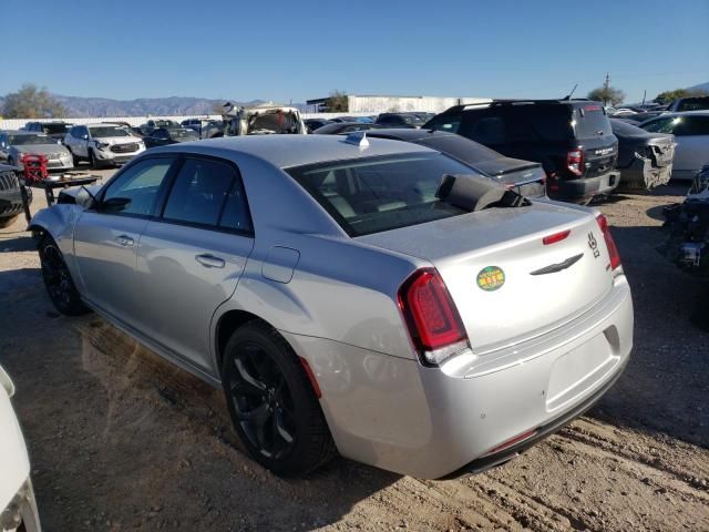 2023 Chrysler 300 Touring L