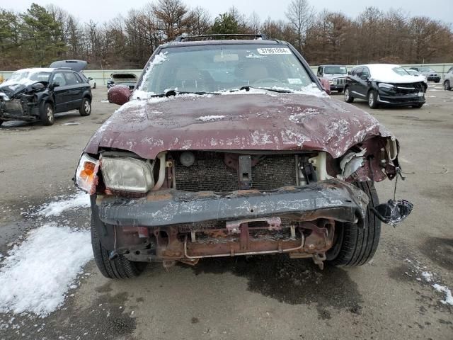 2002 Nissan Pathfinder LE