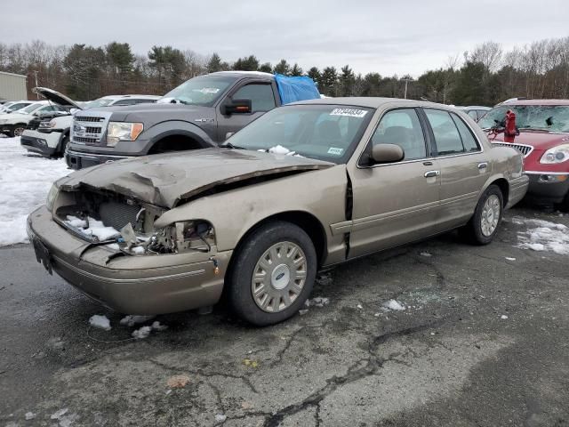 2003 Ford Crown Victoria