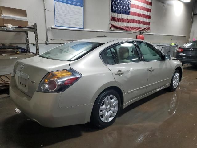 2010 Nissan Altima Base