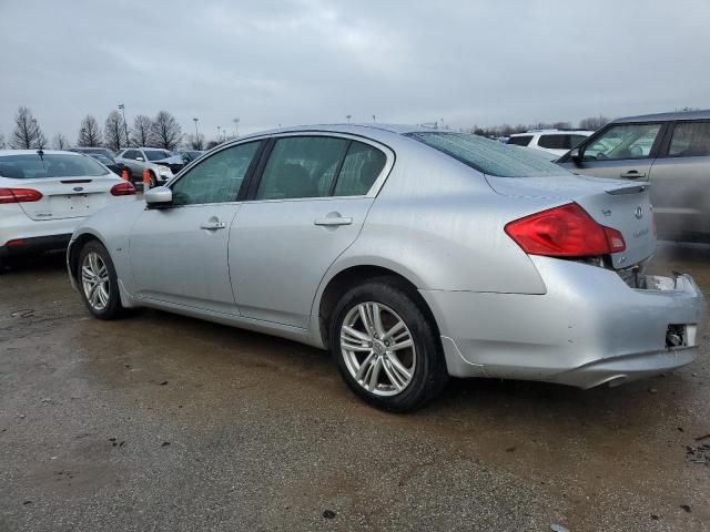 2015 Infiniti Q40