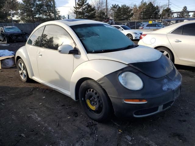 2008 Volkswagen New Beetle Triple White